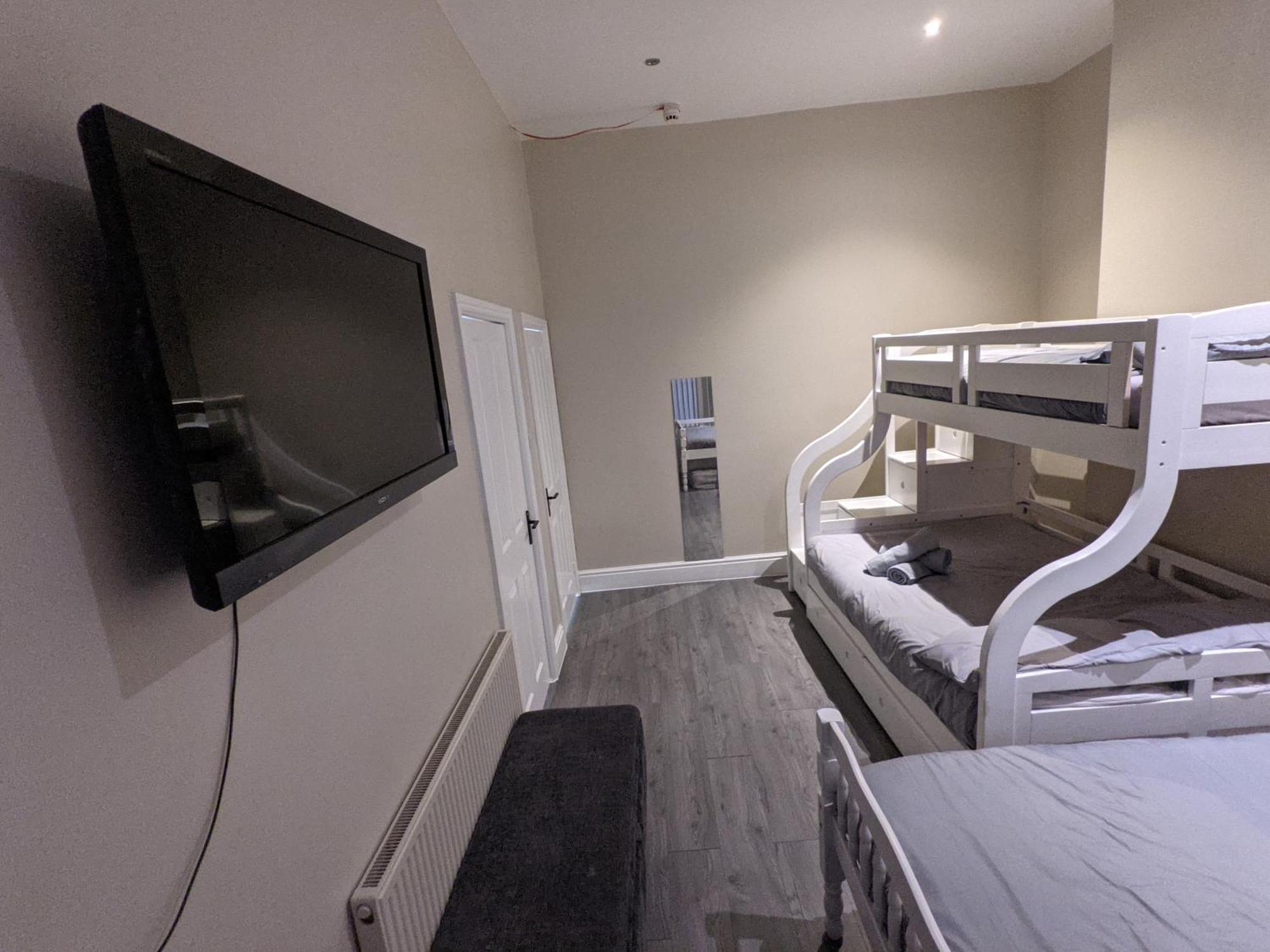 Kop View Hotell Liverpool Rum bild